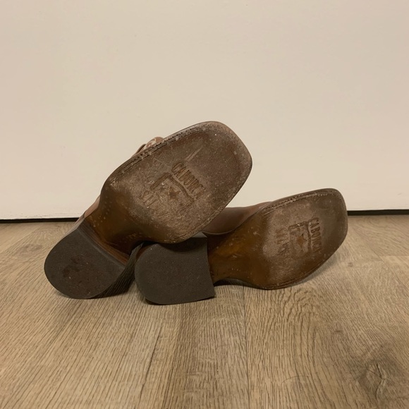 Caborca Silver square toe brown cowboy boots.Size 6 - Picture 9 of 12